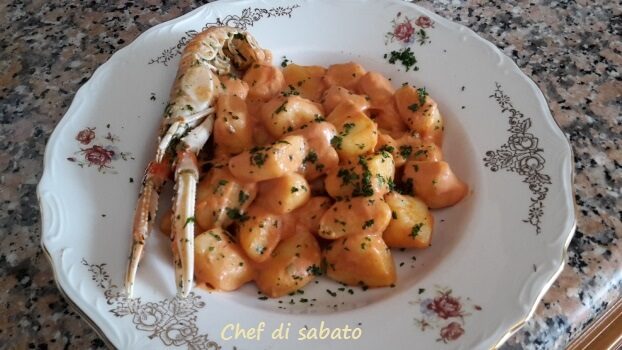 Gnocchi alla crema di scampi