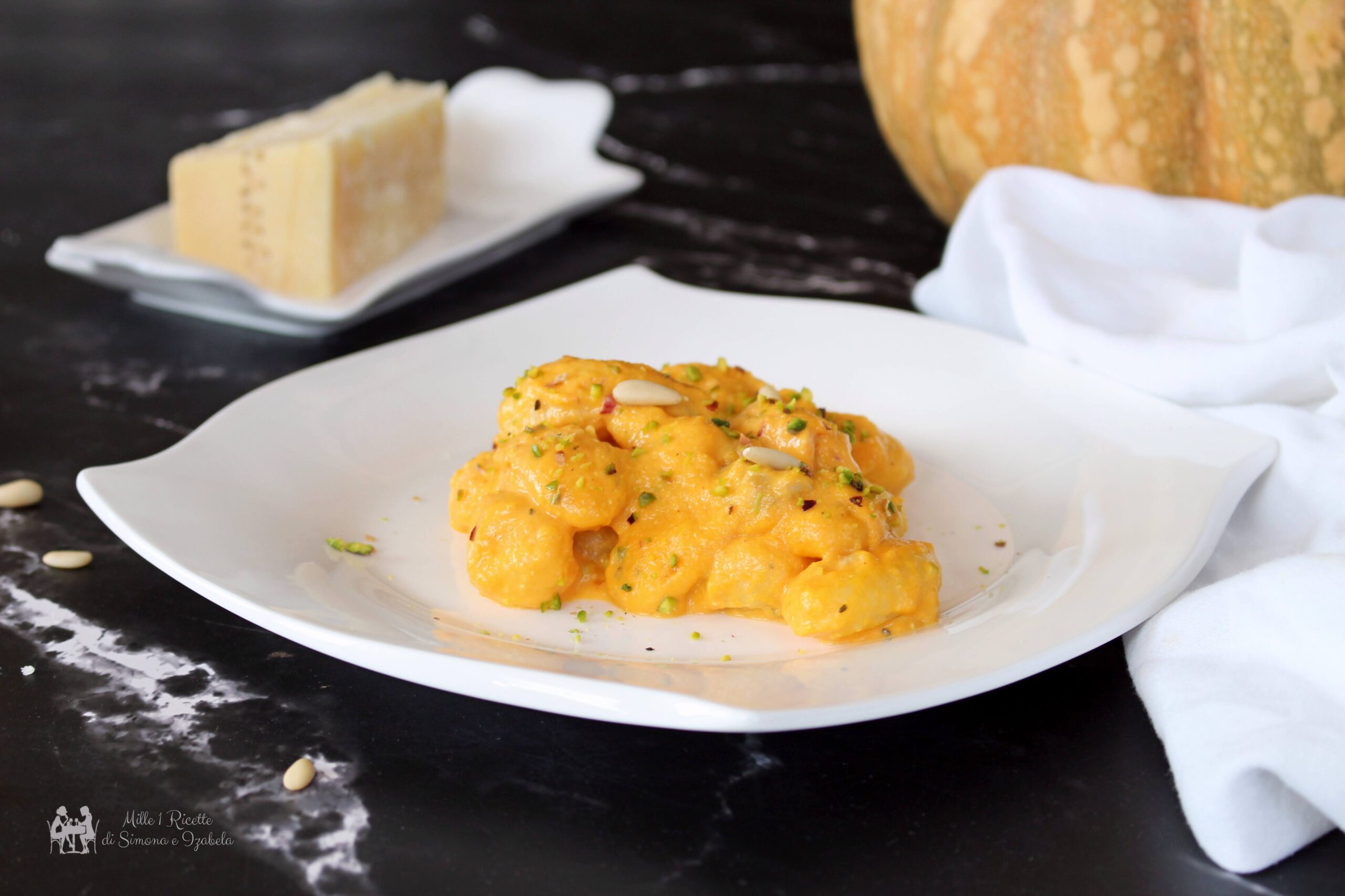 Gnocchi alla crema di zucca e salsiccia