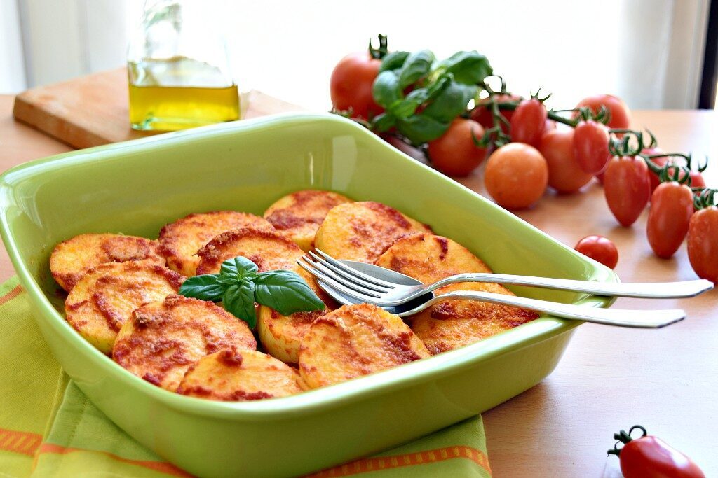 Gnocchi alla romana con sugo di pomodoro