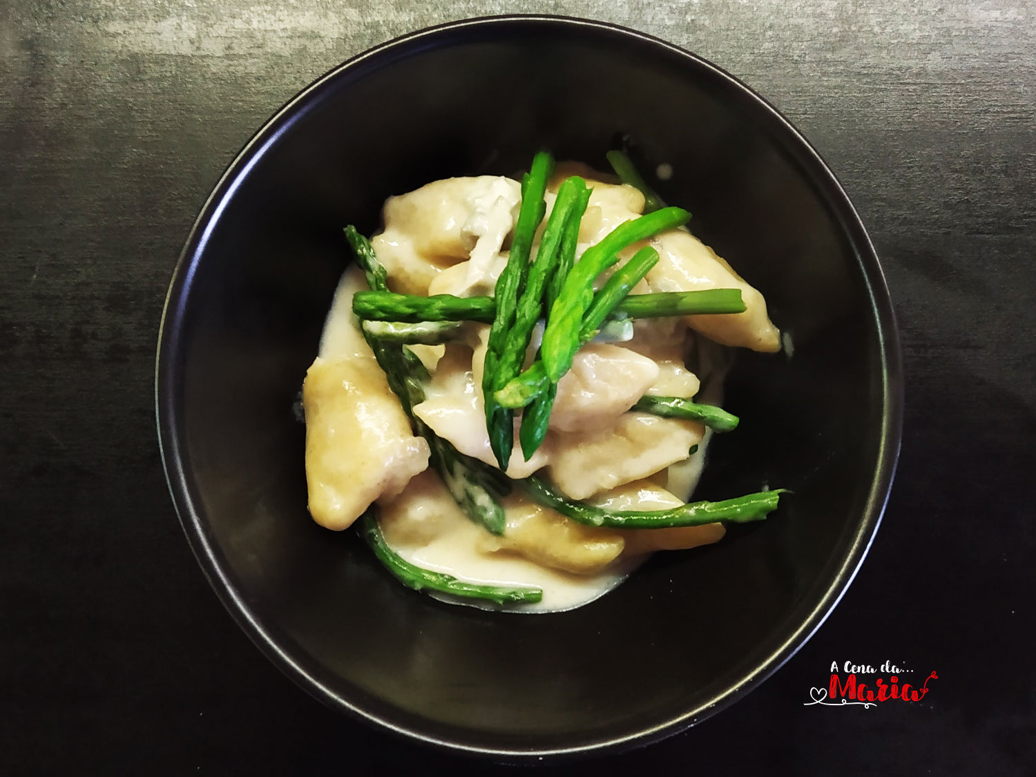 Gnocchi con asparagi selvatici e gorgonzola