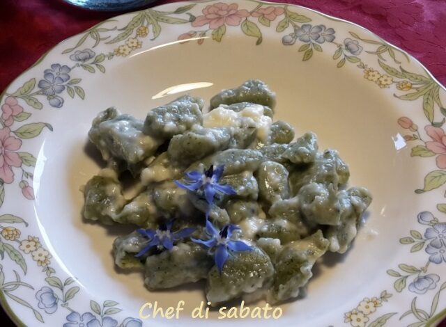 Gnocchi con borragine e taleggio
