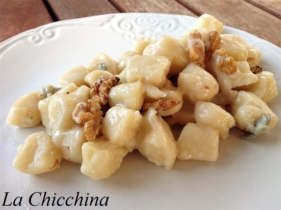 Gnocchi con gorgonzola e noci