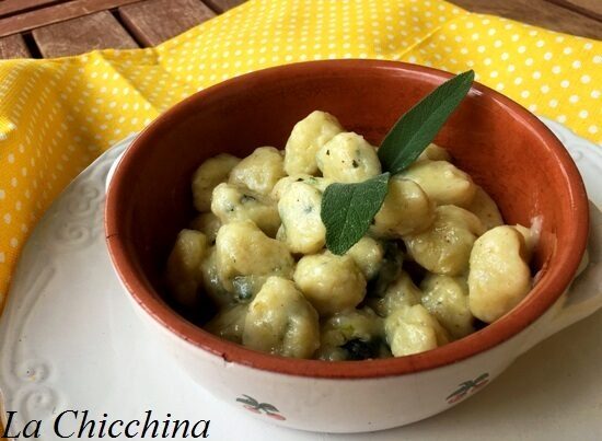 Gnocchi con zucchine, patate e parmigiano