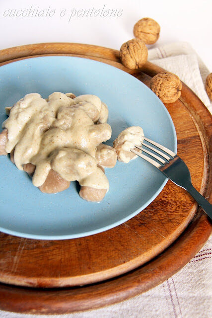 Gnocchi di castagne con salsa alle noci dell’appennino parmense