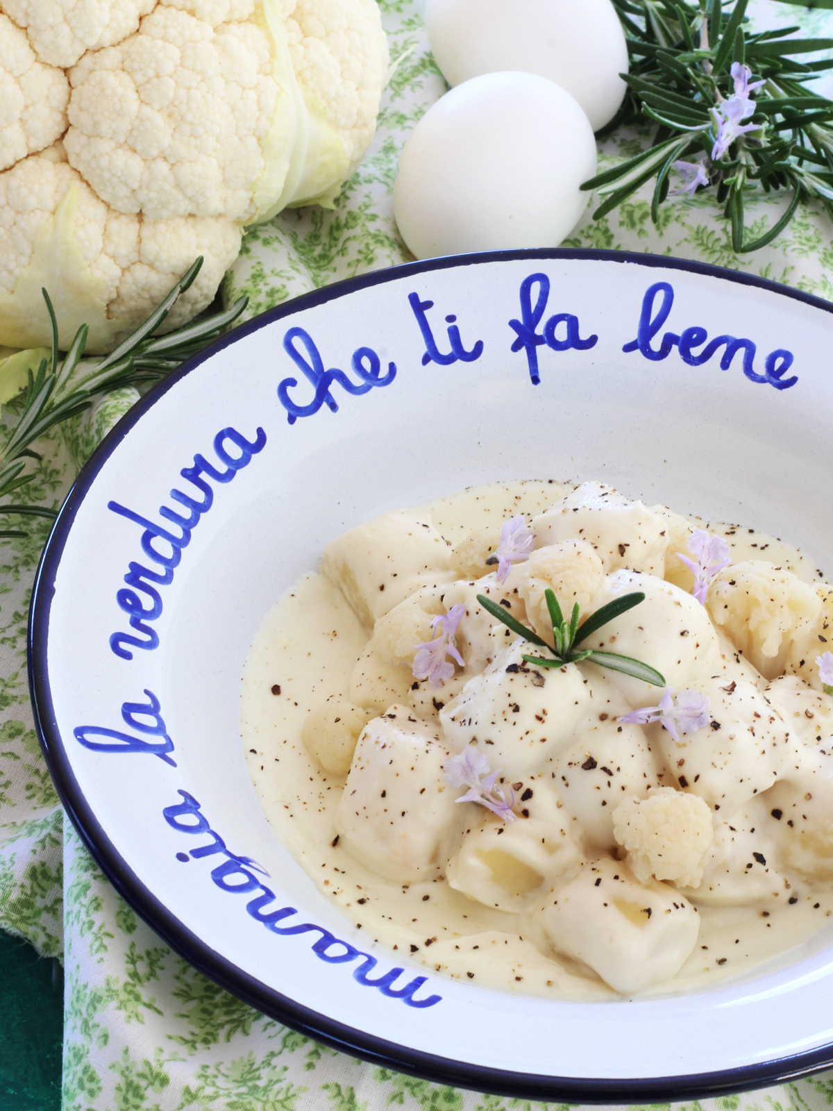Gnocchi di cavolfiore con salsa alla robiola