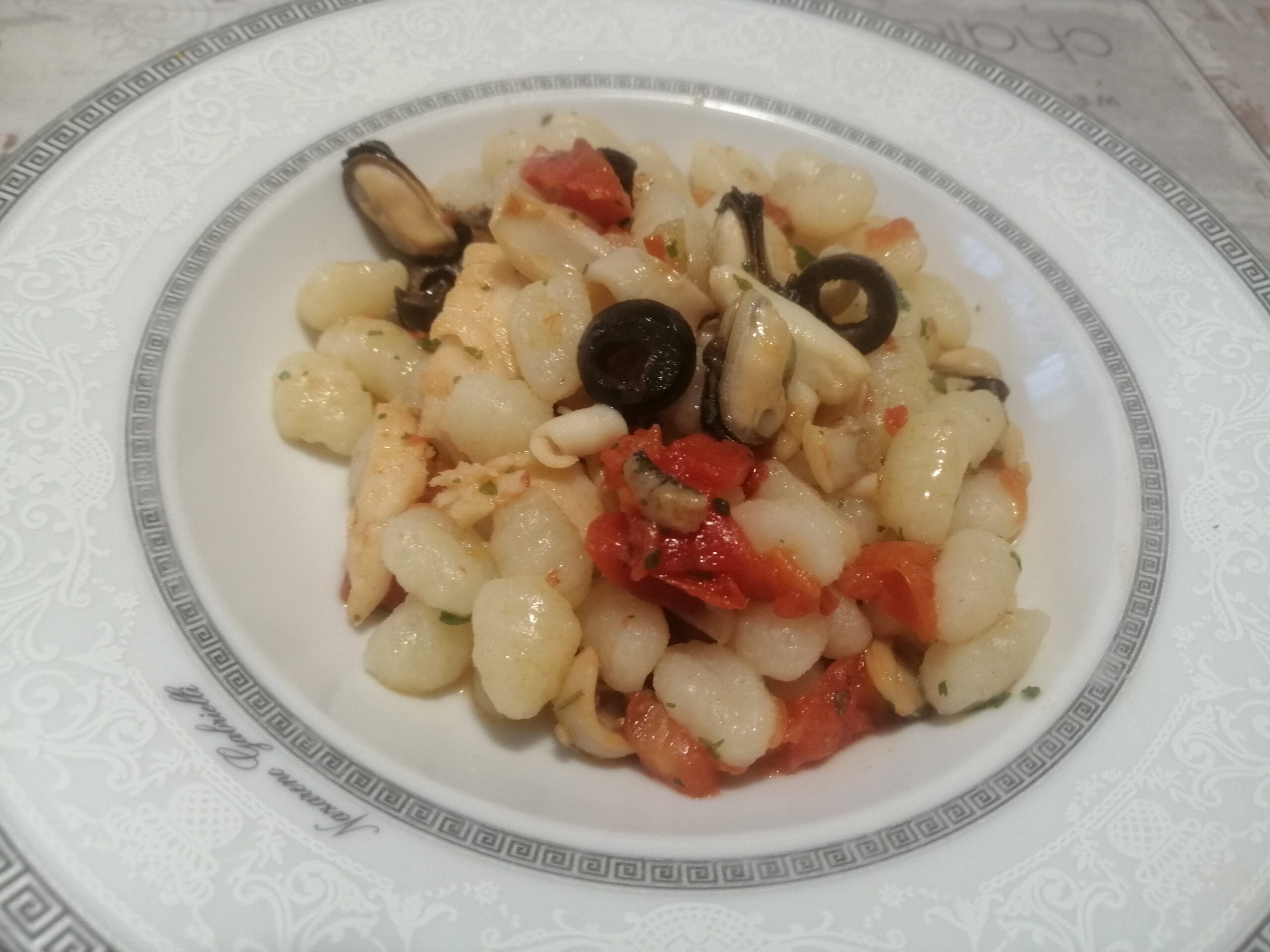 Gnocchi di patate alla pescatora