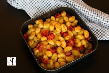 Gnocchi di patate e pomodorini in  friggitrice ad aria