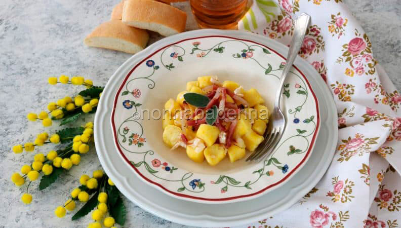 Gnocchi di ricotta allo zafferano per la festa della donna
