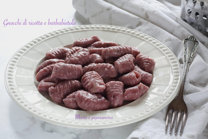 Gnocchi di ricotta e barbabietola