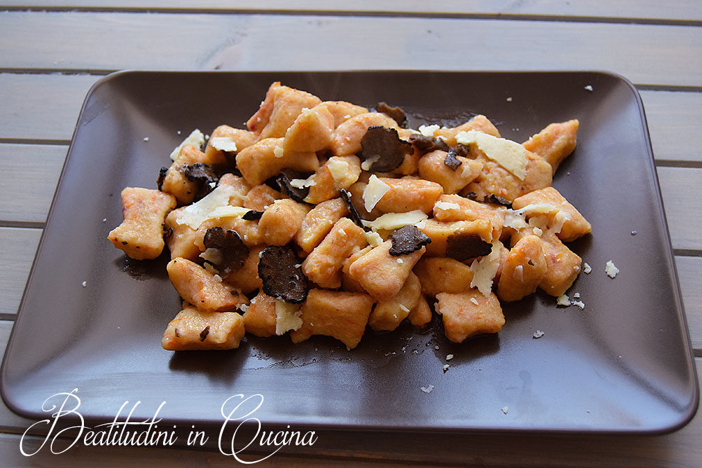 Gnocchi di zucca al tartufo nero