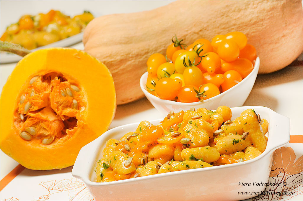 Gnocchi di zucca butternut e pomodorini gialli