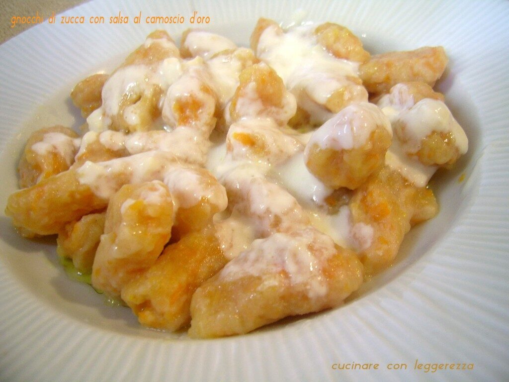 Gnocchi di zucca con salsa al camoscio d’oro