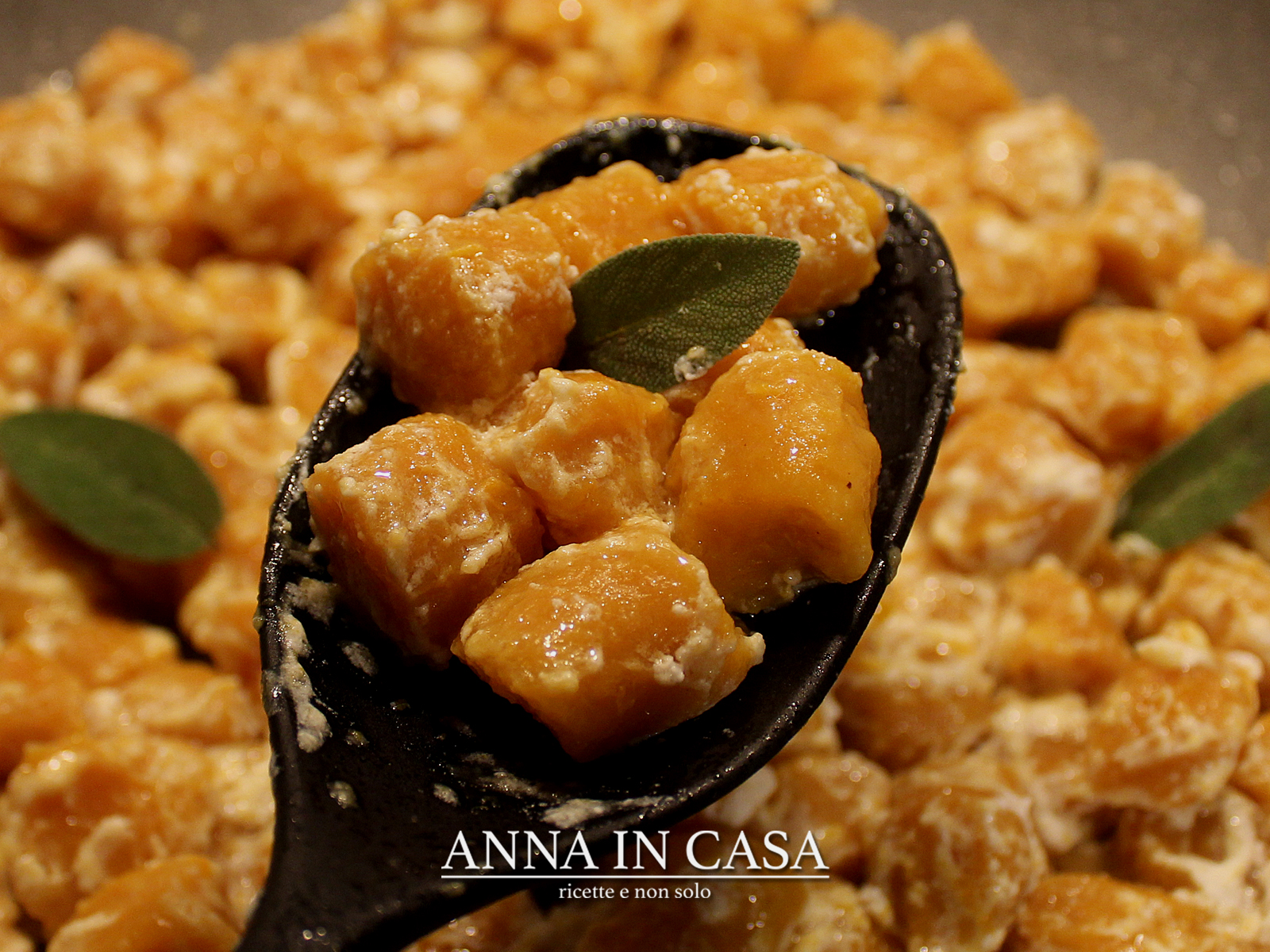 Gnocchi di zucca ricotta e salvia