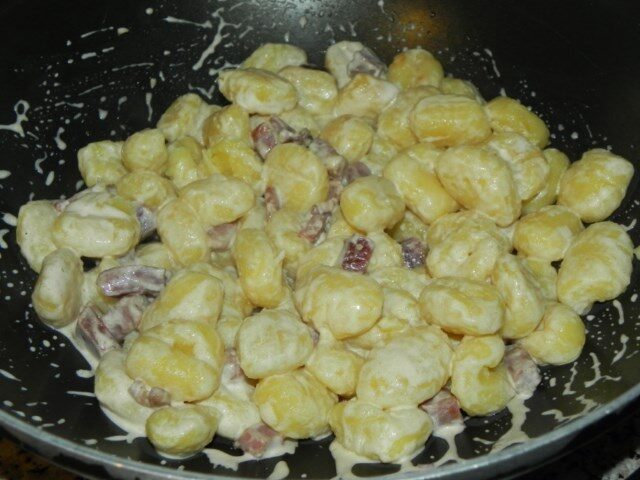 Gnocchi Panna e Pancetta