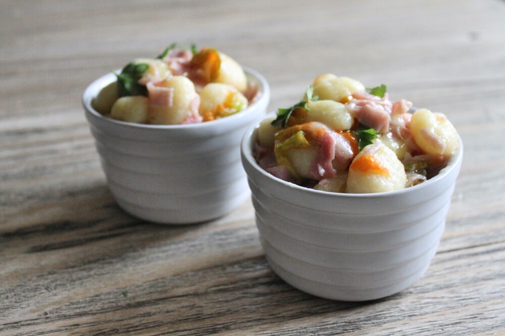 Gnocchi prosciutto cotto e fiori di zucca