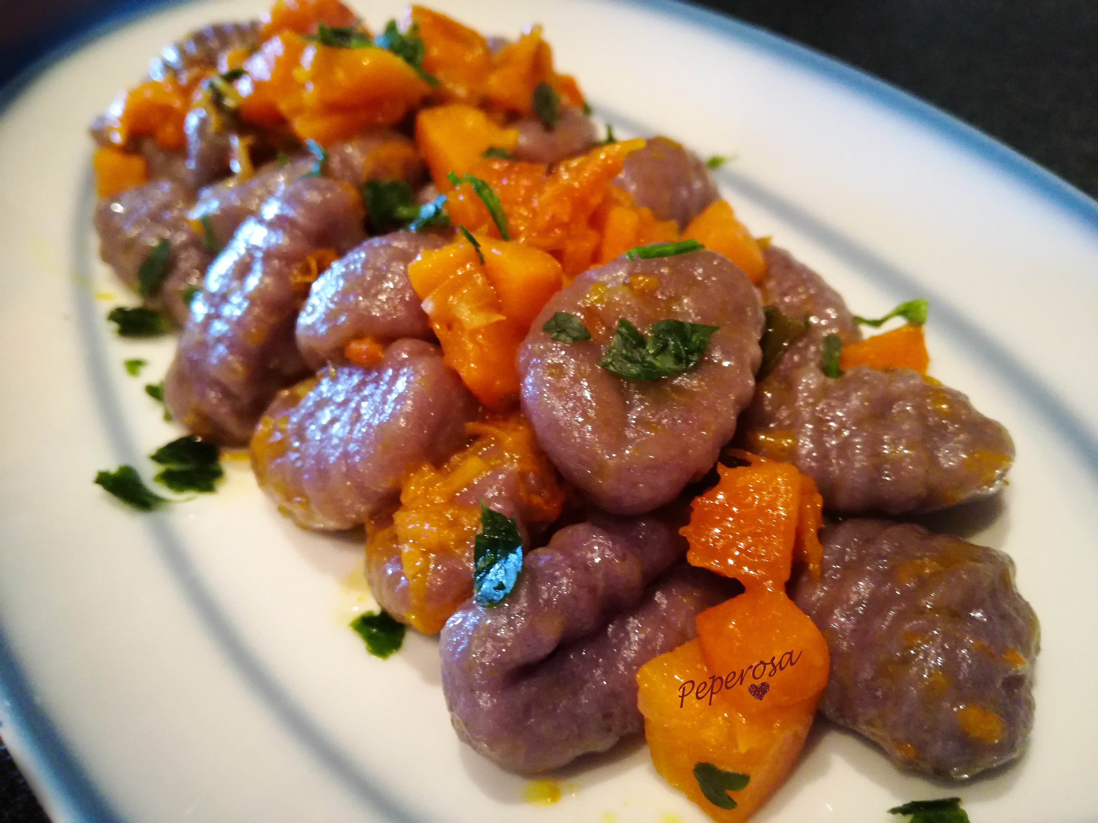 Gnocchi viola alla zucca
