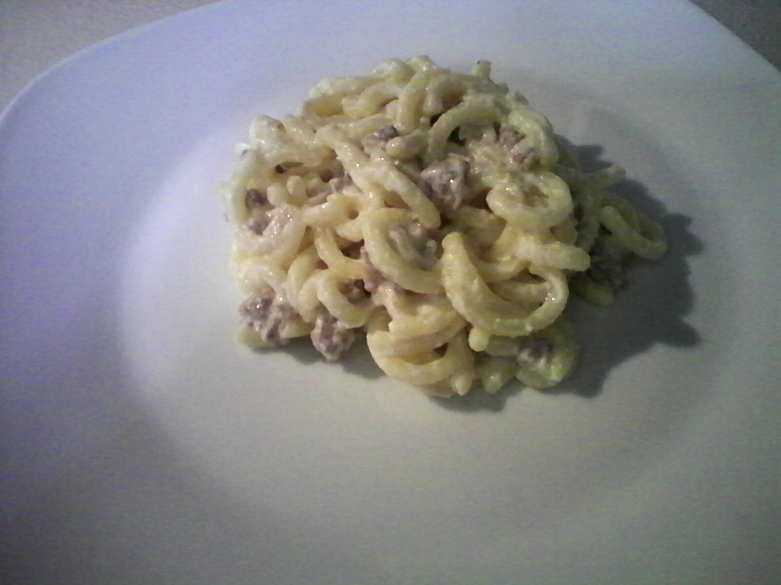 Gramigna con salsiccia e panna