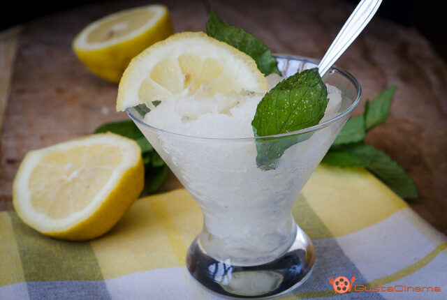 Granita al limone senza gelatiera