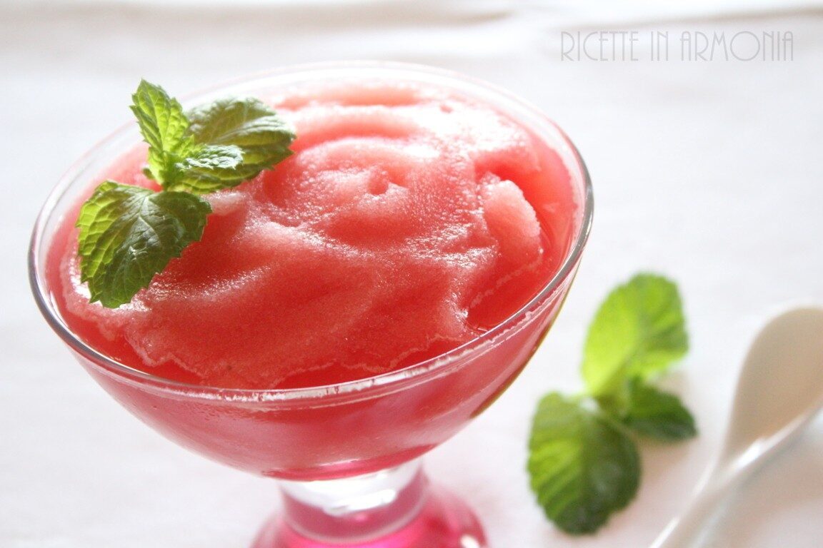 Granita di anguria cremosa ricetta semplice