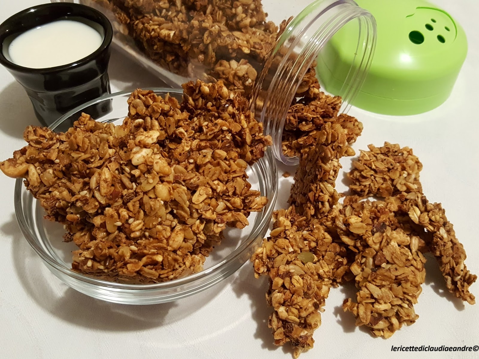 Granola alla frutta secca e sciroppo d’acero
