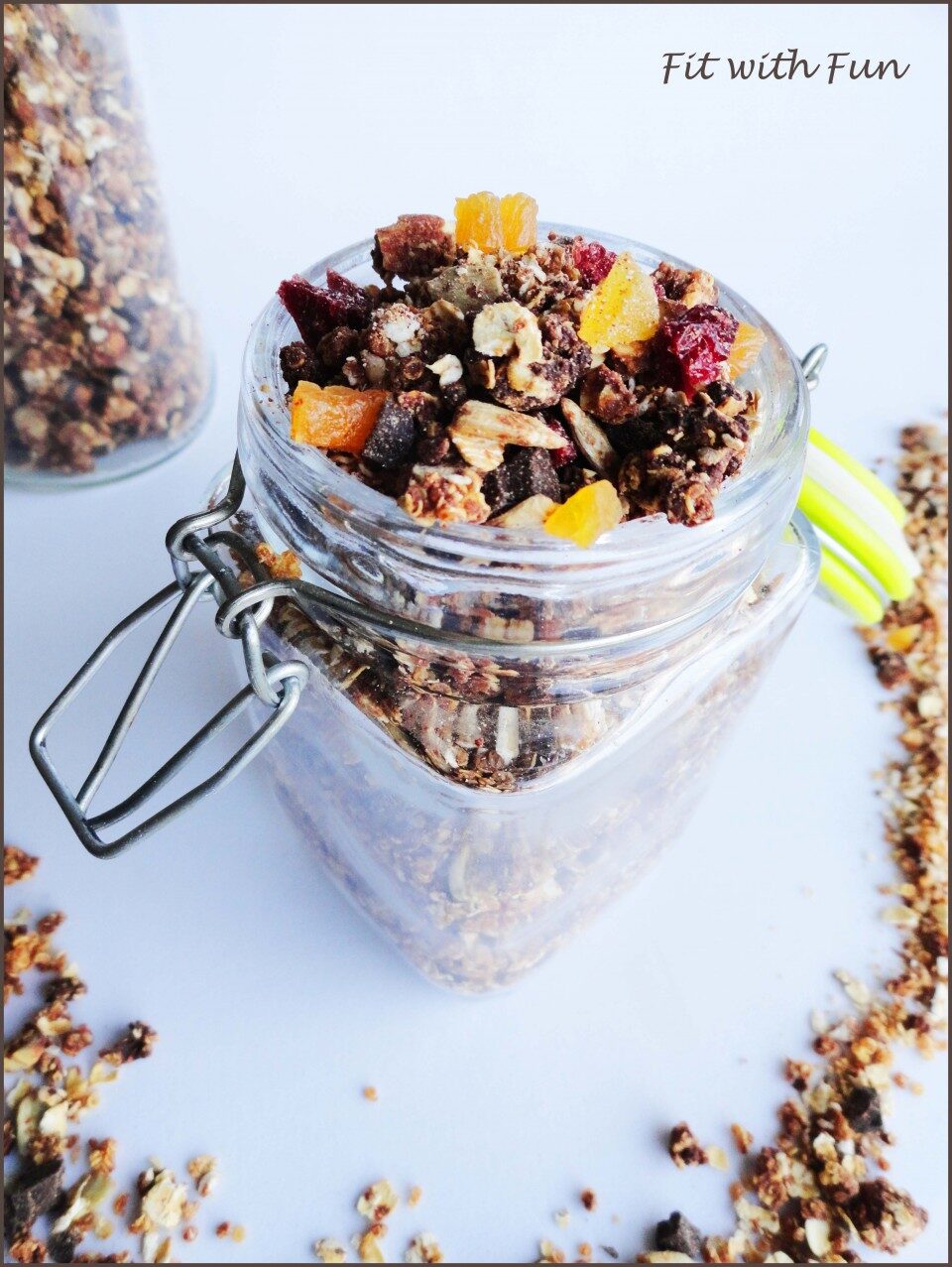 Granola di avena e quinoa croccante al burro di arachidi