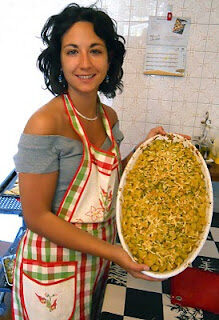 Gratin di pasta con robiola e pinoli