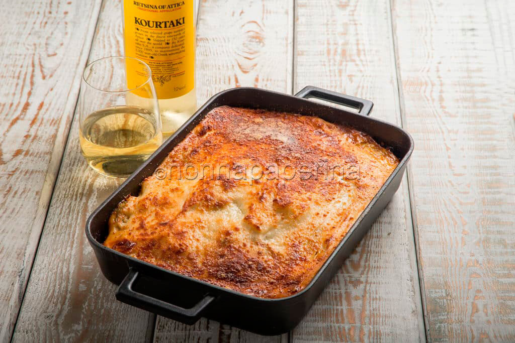Gusto ricco ed abbondanza con la moussakà greca