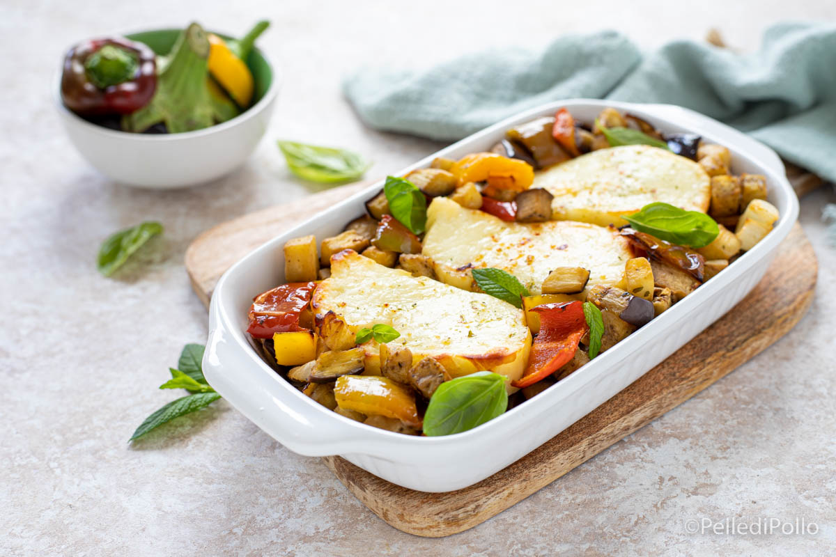 Halloumi con verdure al forno