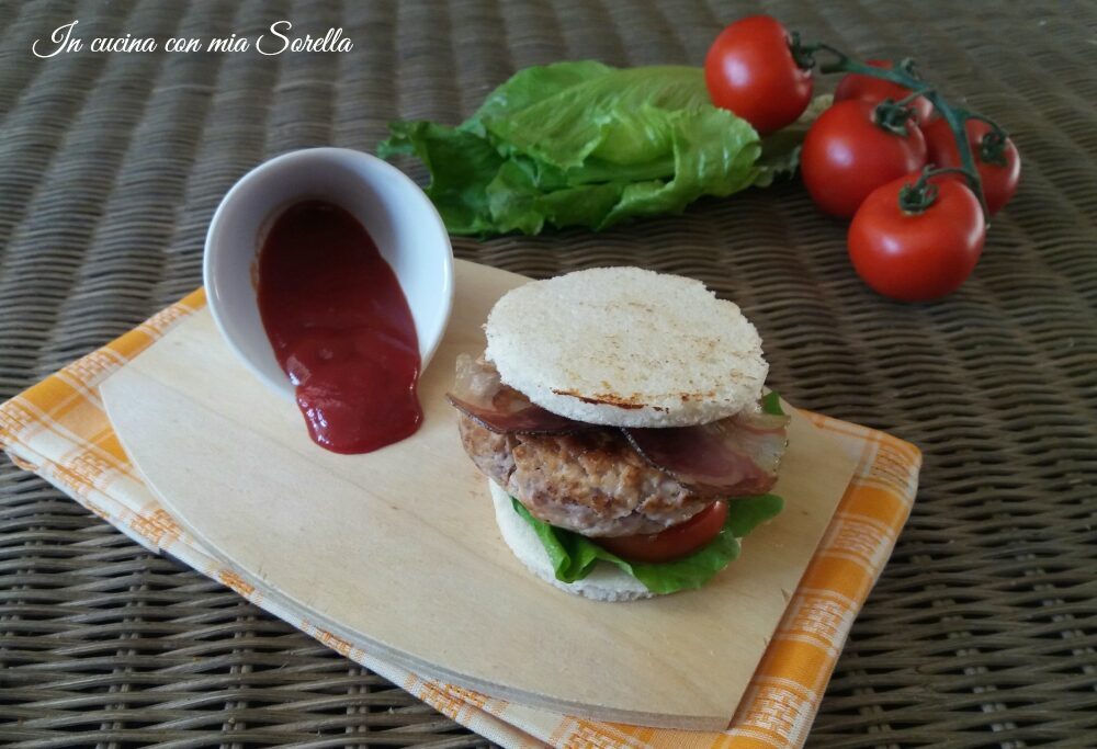 Hamburger al prosciutto crudo croccante