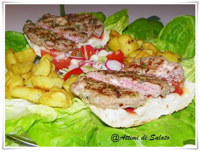 Hamburger e patatine all’italiana
