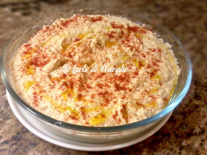 Hummus di ceci è una pasta di ceci