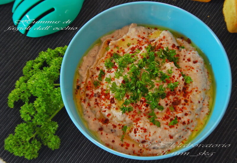 Hummus di fagioli dall’occhio nero