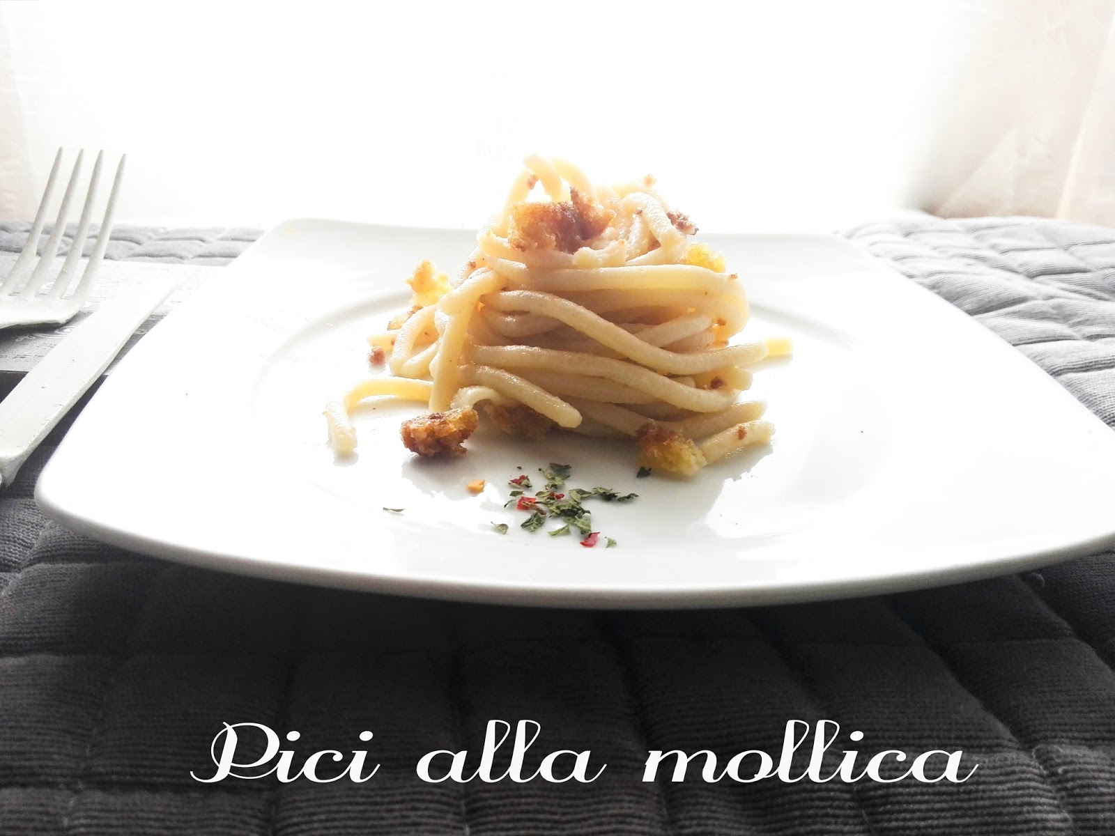 I pici con le molliche e la rivoluzione delle ‘ntamate