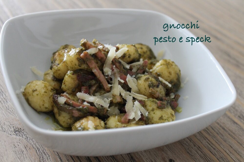 ì vogliadignocchi 5: pesto e speck