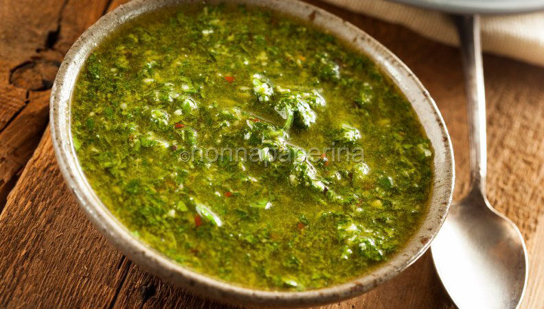 Il Chimichurri: una salsa salutare ideale per ogni occasione