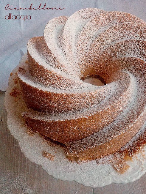 Il ciambellone all’acqua di adelaide
