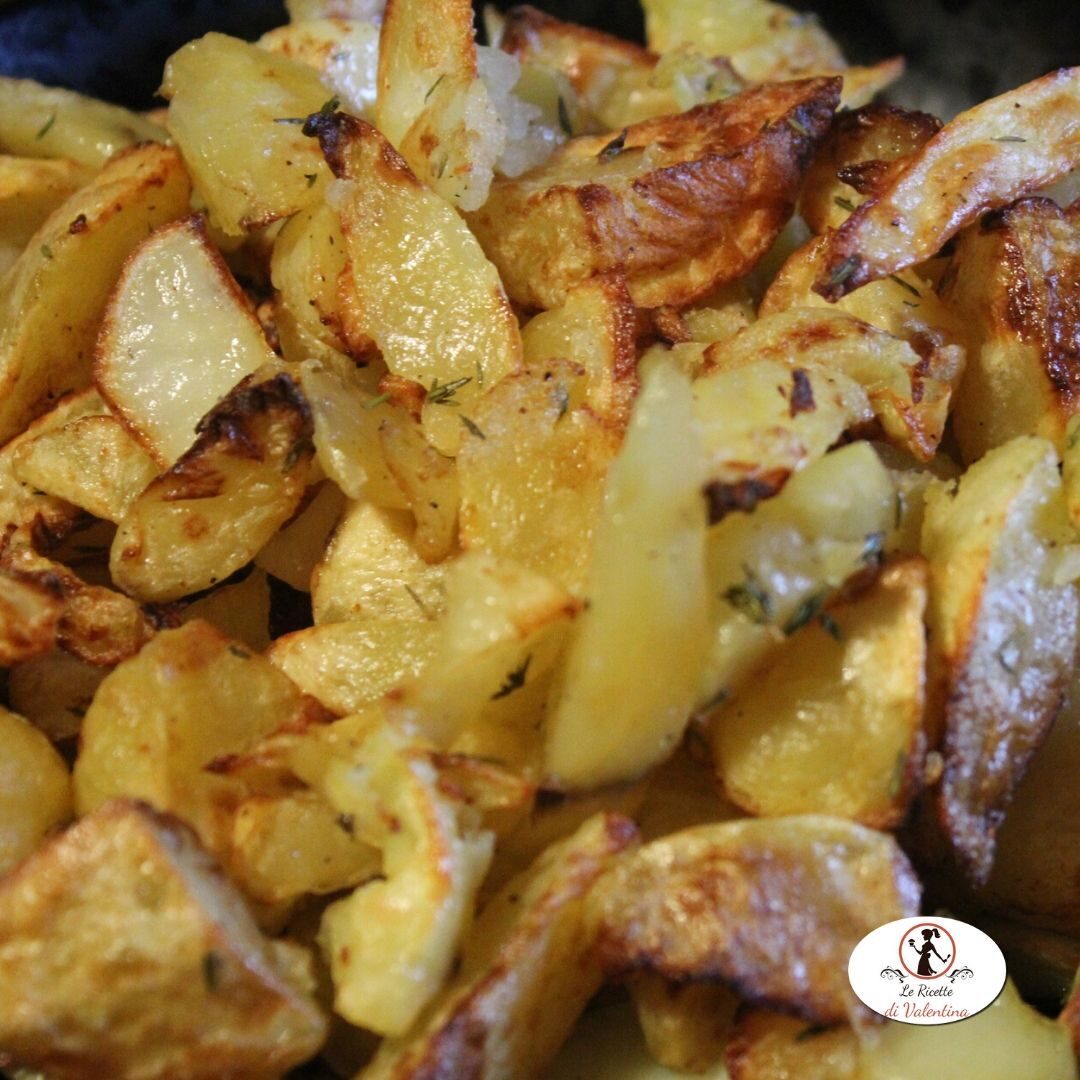 Impariamo ad usare la friggitrice ad aria: patate arrosto al timo