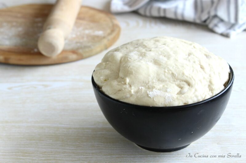 Impasto per pizza a lunga lievitazione