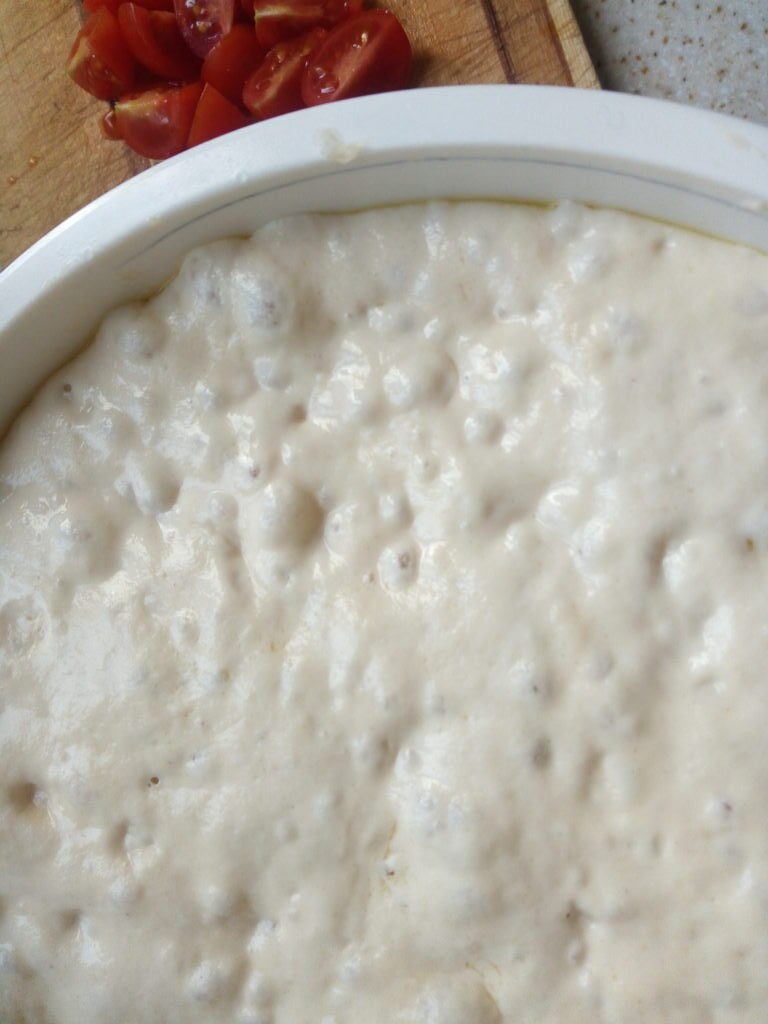 Impasto per pizza a mani pulite