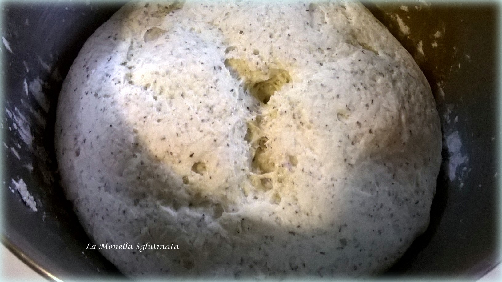 Impasto per pizza di grano saraceno senza glutine