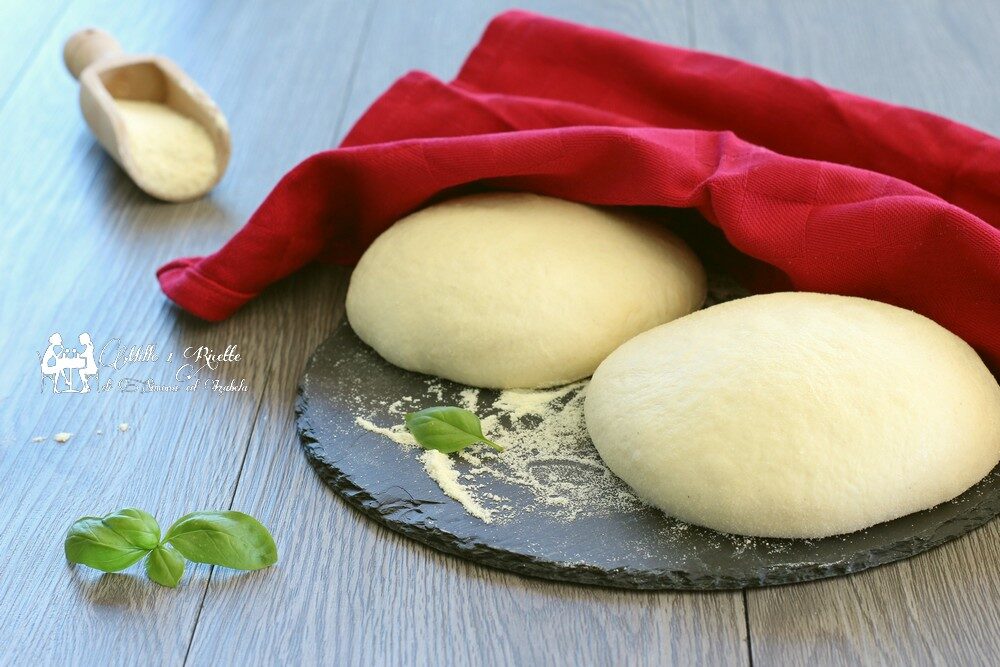 Impasto Pizza come in pizzeria con lievito madre a lievitazione lenta