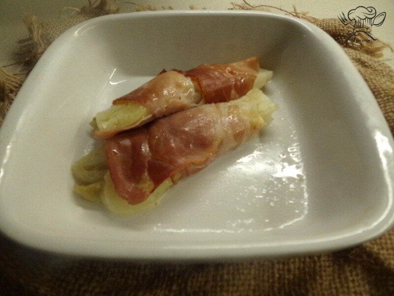 Indivia farcita con fontina e speck