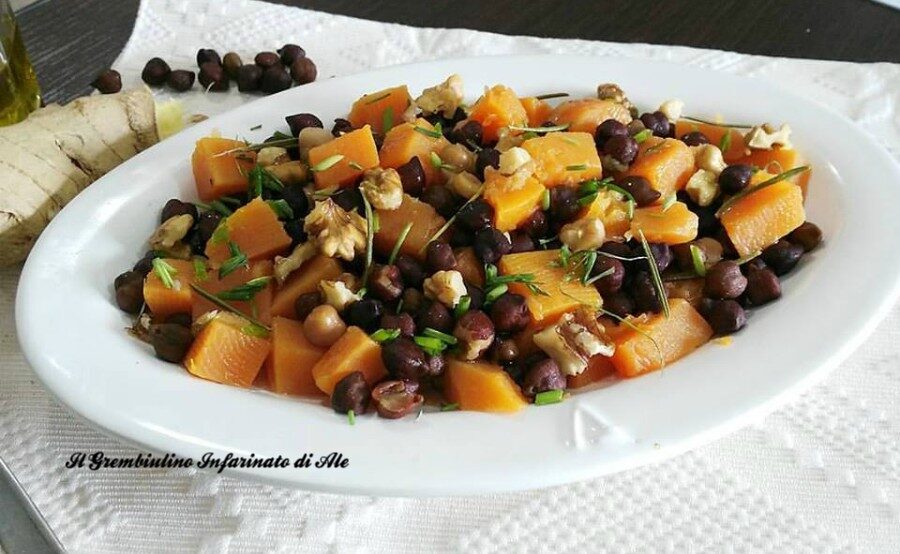 Insalata calda di ceci neri e zucca allo zenzero