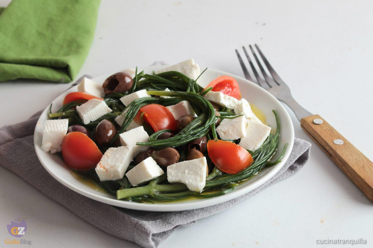 Insalata di agretti con formaggetta fresca