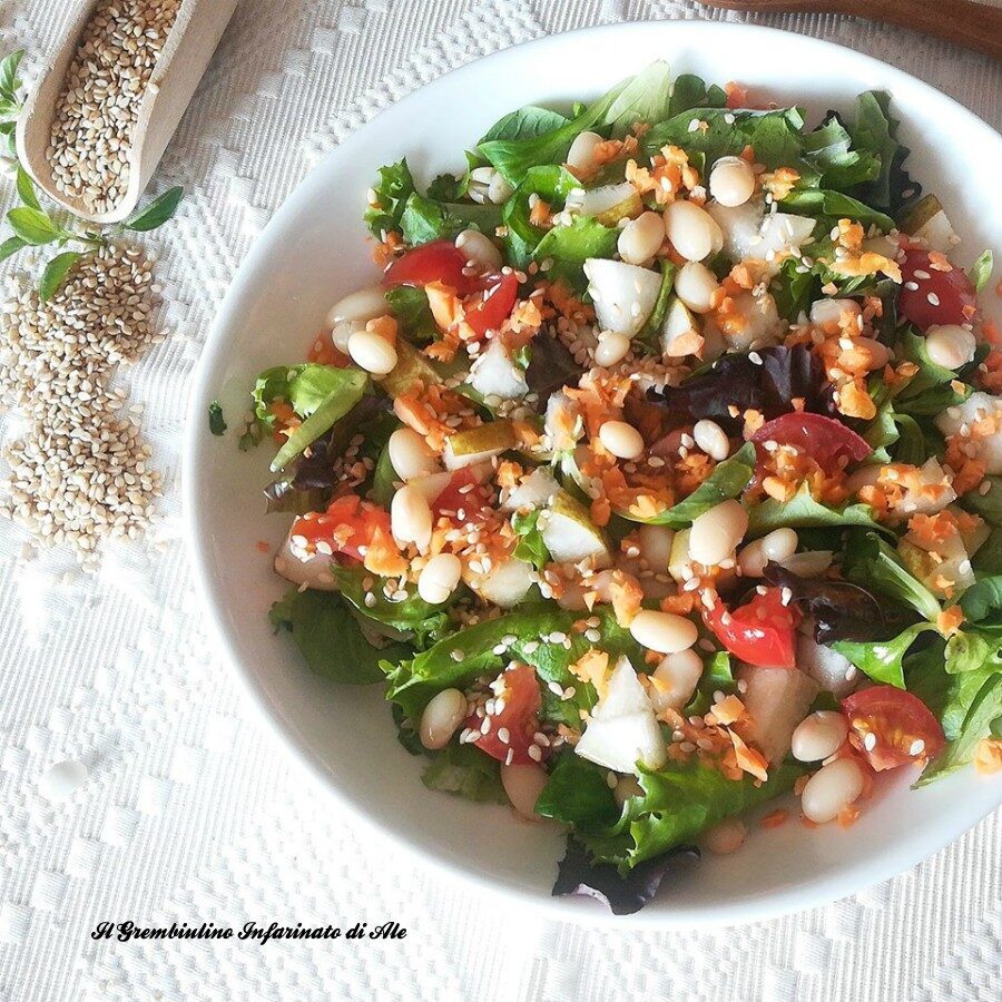 Insalata di cannellini,pera e mimosa di carote