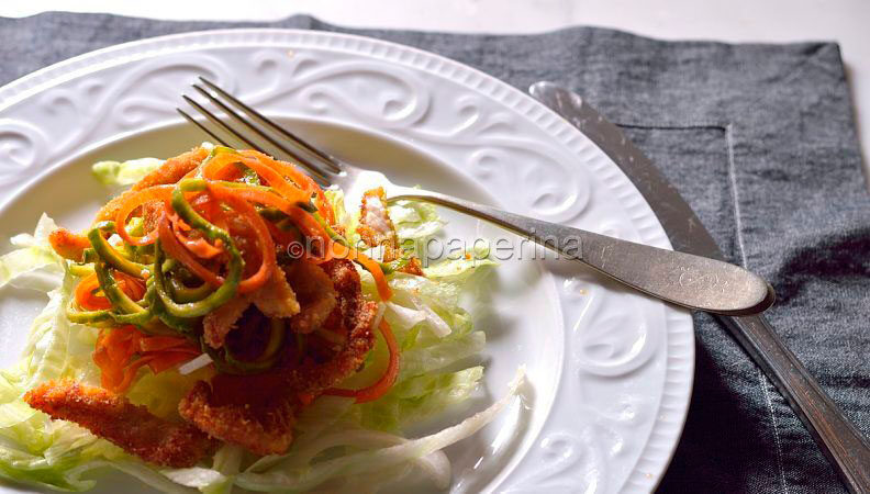 Insalata di carote zucchine e straccetti