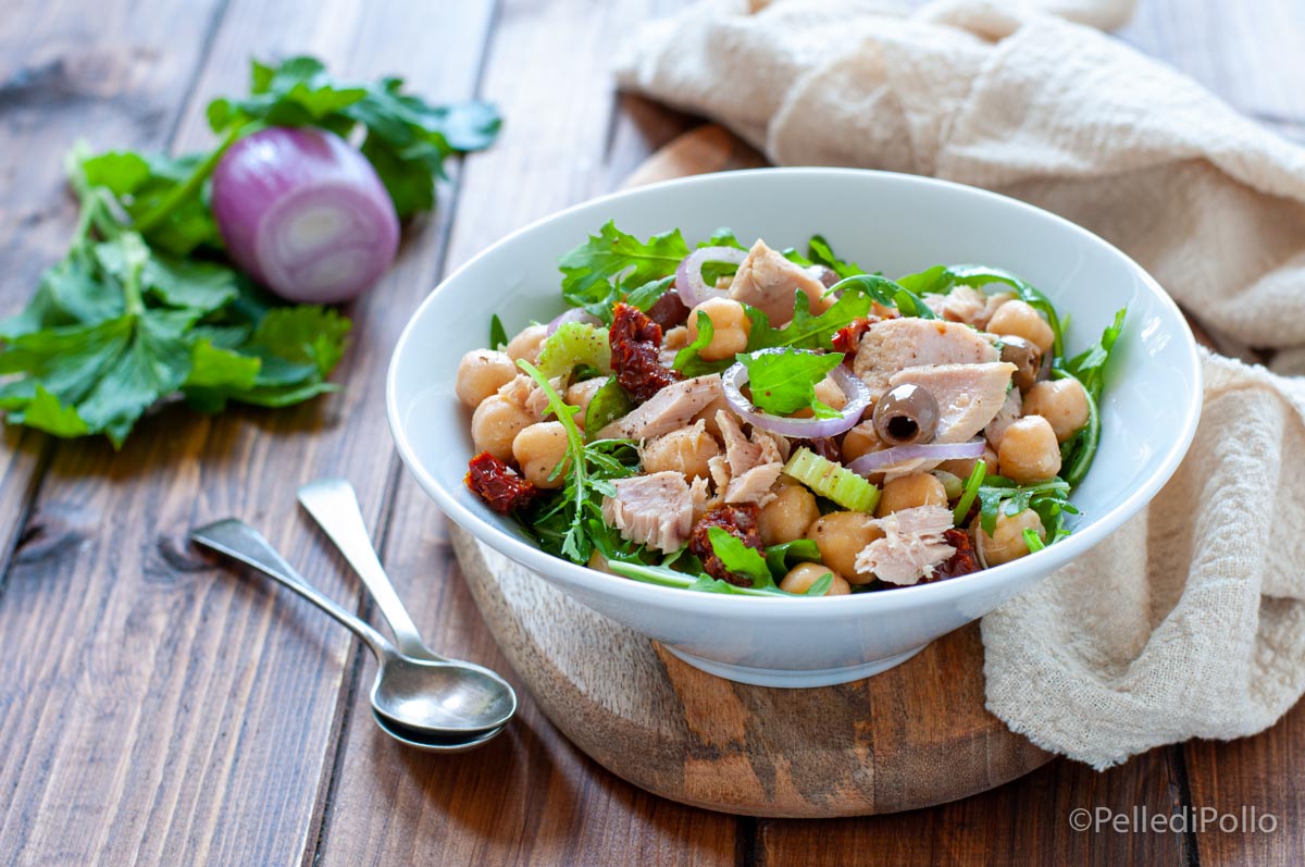 Insalata di ceci tonno e rucola