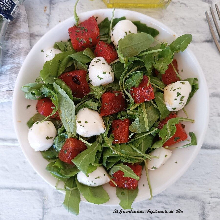 Insalata di cocomero grigliato e mozzarella