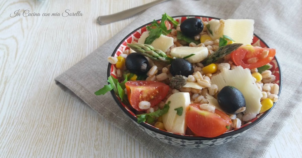 Insalata di farro vegetariana – ricetta estiva