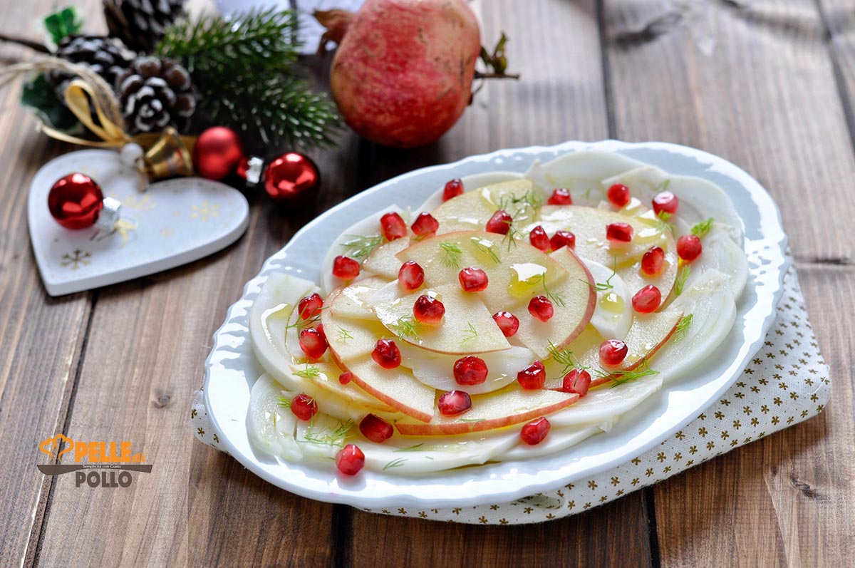 Insalata di finocchi con mele e melagrana
